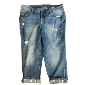 Maurice’s Cropped Women's Blue Distressed Jeans Size 14